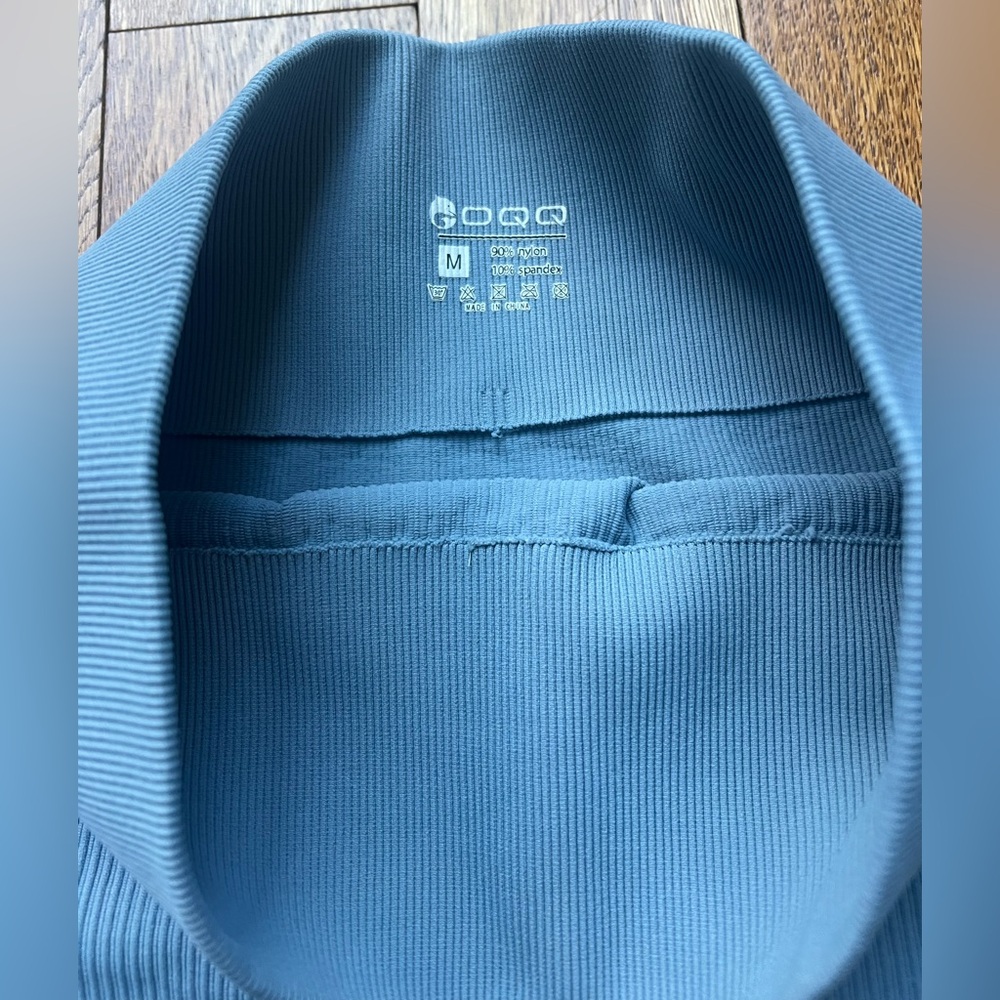 Blue Ribbed Women's Workout Set - Picture 8 of 8